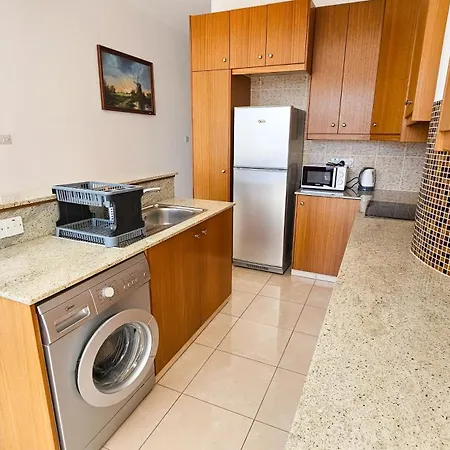 Marina Sea View Apartment